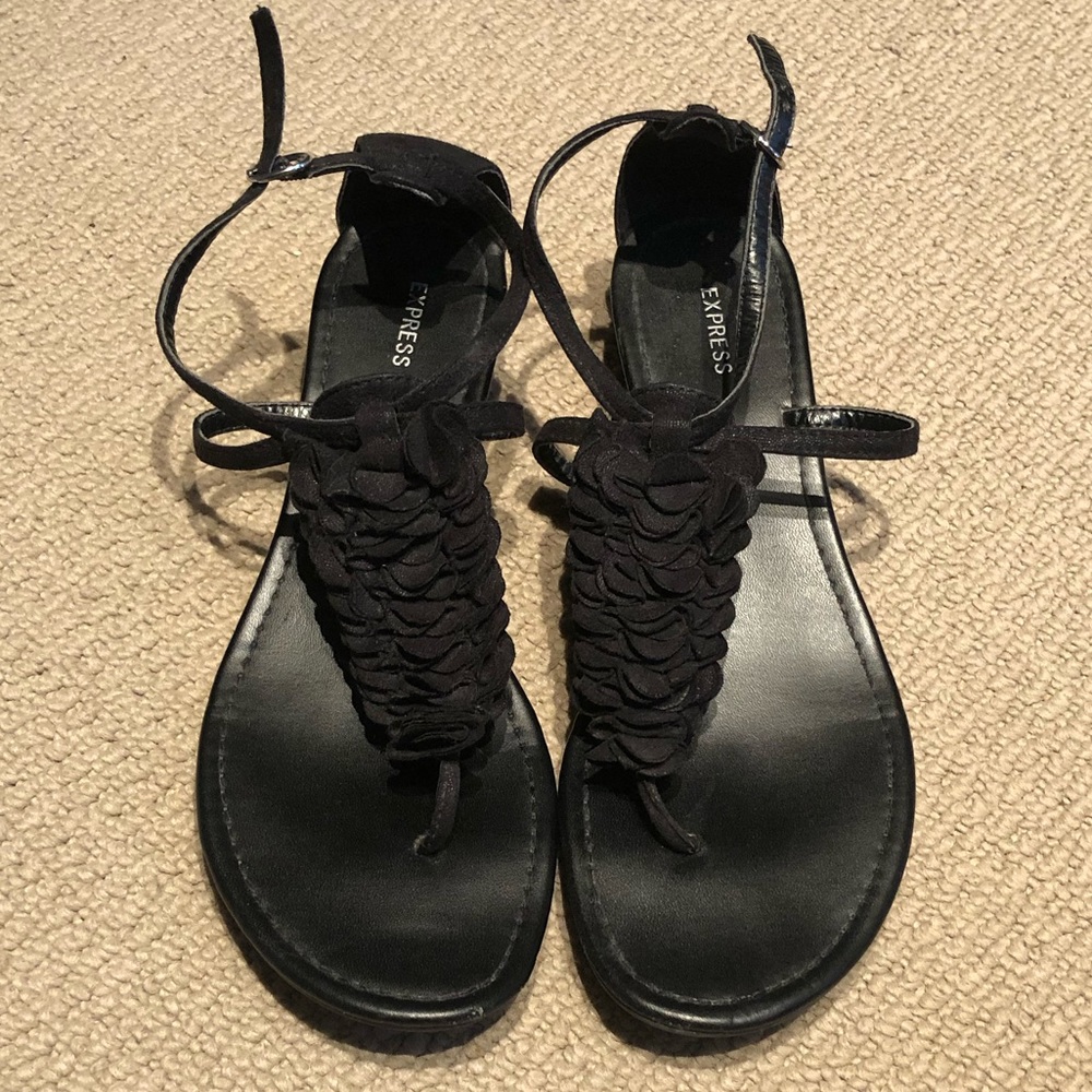 Express sandals